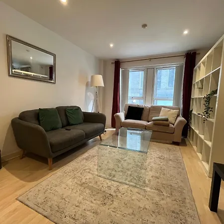 Cosy Apartment In City Centre-2